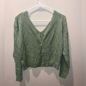 💚Green Button Up Cropped SHEIN Sweater.